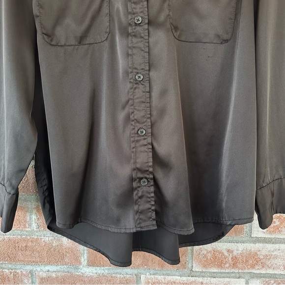 Equipment Black Button Down Satin Blouse Long Sleeve Women’s Small Career Office - Picture 5 of 13